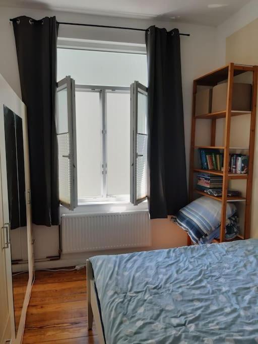 Gemuetliche Wohnung Mit Geteiltem Essbereich Am Rande Des Bremer Viertel Exterior photo